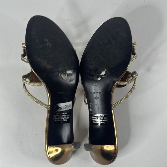 NINE WEST HEELS - Picture 6 of 6